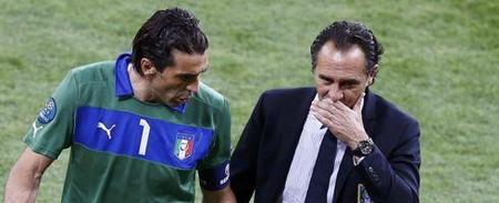 湖人浓眉哥篮下统治力助球队连胜