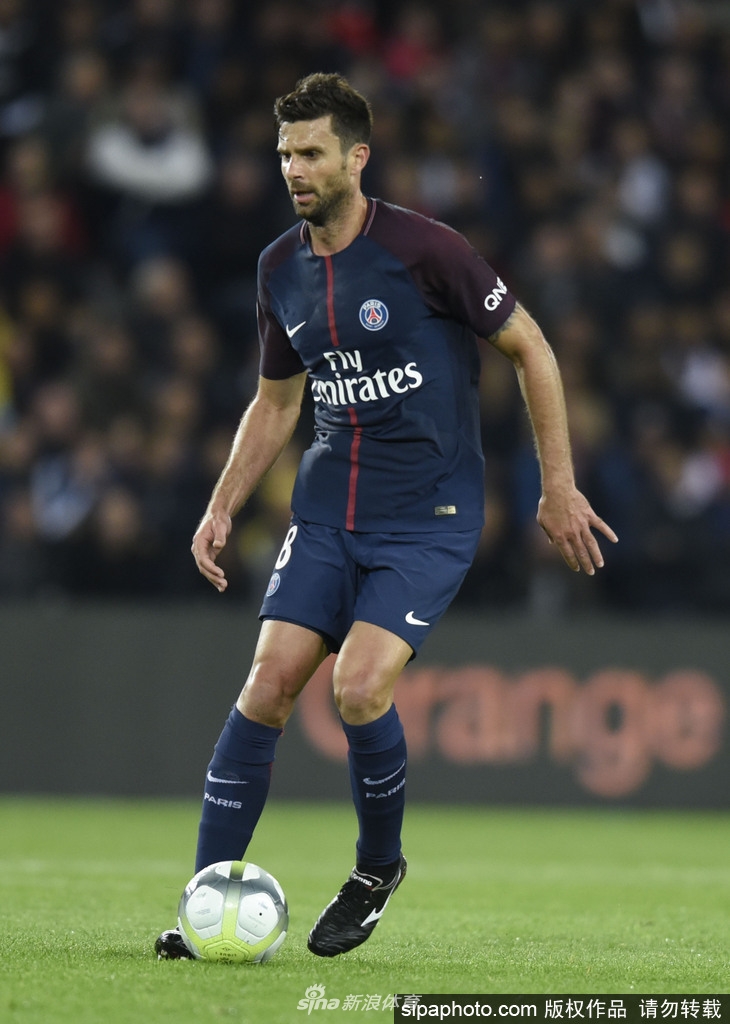 万隆主帅：周末联赛的胜利激励了我们，现在全队士气大振