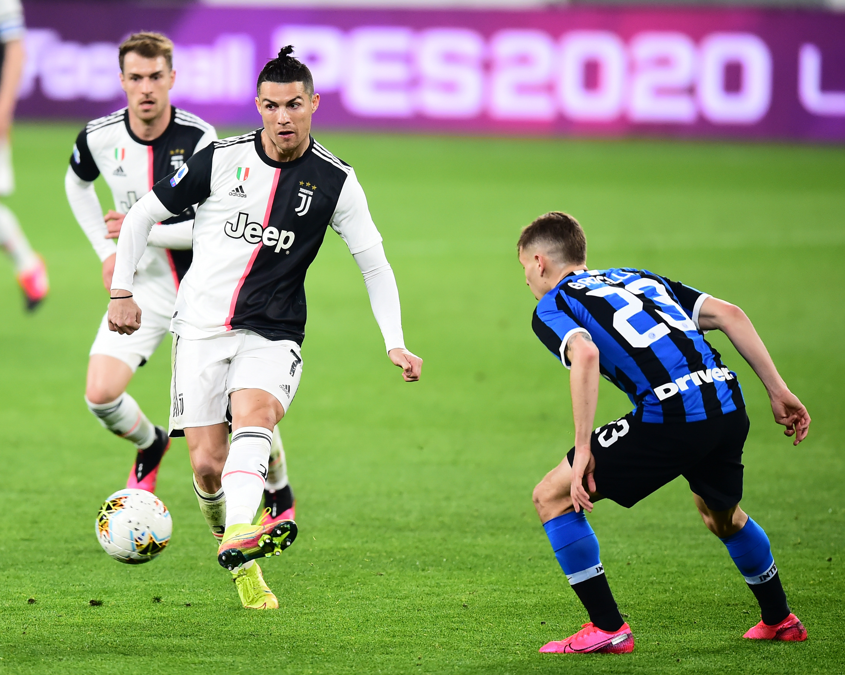 拜仁已连续19场联赛进球2+，有望追平自己保持的德甲纪录