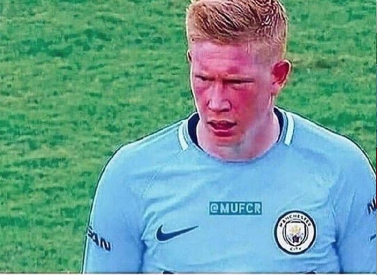 快船官方伤病报告显示保罗今天缺阵，原因是未随队