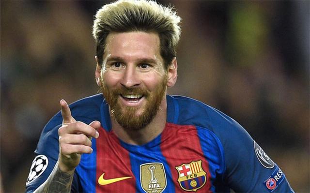 罗马诺：滕哈格正与阿贾克斯谈回归执教，但尚未做出决定