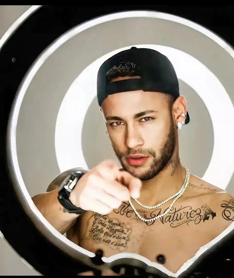 西帅的第一次主场执教，他感谢所有球迷的支持