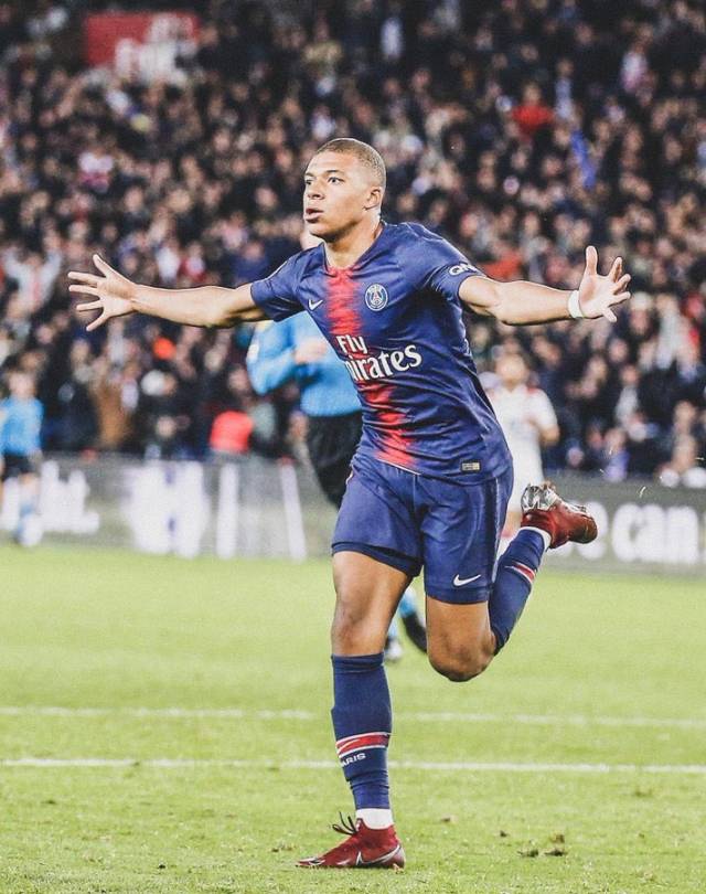 宫磊：佳一年轻时就好学；望他善用新人，打破传统，敢于担当