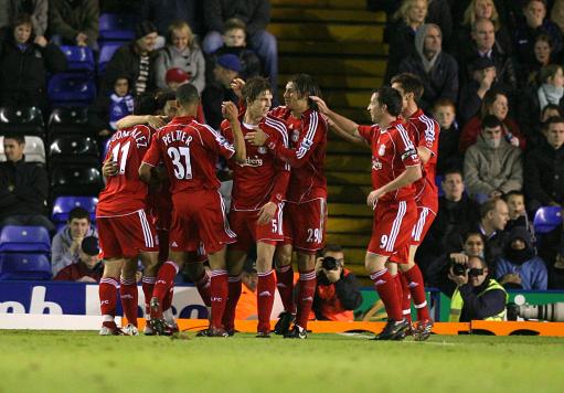 曼联近9场英超仅1负，4胜3平状态回升