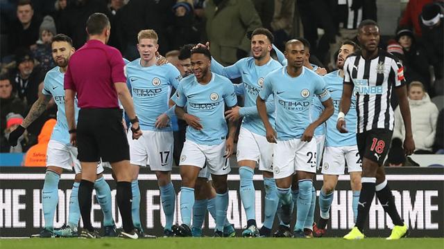 篮球湖人球星时隔两周复出，全场掌声雷动